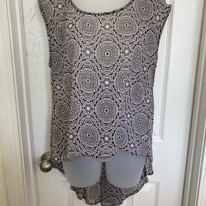 Flowy boho style high low top